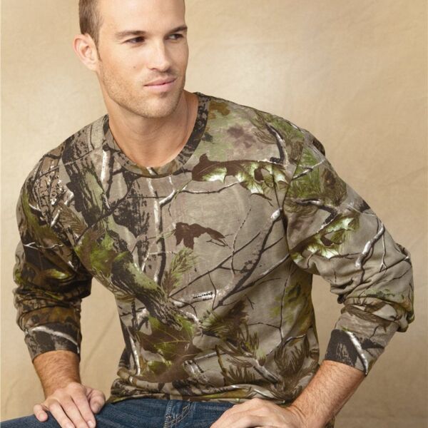 Men's Realtree® Camo Long Sleeve T-Shirt Thumbnail